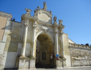 Porta_Rudiae_a_Lecce